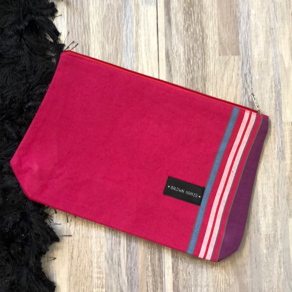 Fuchsia zippered cotton lined travel Kikoy bag